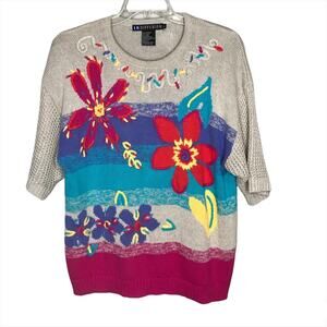 Vintage 90's Embroidered Short Sleeve Flower Sweater Bright Spring Summer Large